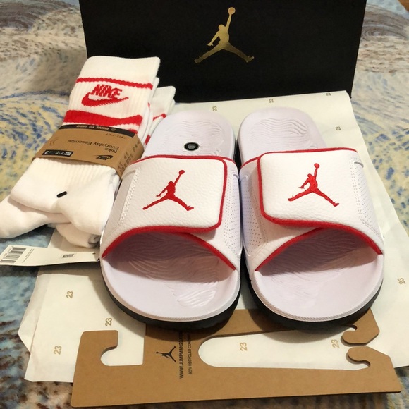AIR JORDAN HYDRO III RETRO JUMPMAN SLIDES WITH RED NIKE DRI FIT SOCKS - Picture 2 of 9